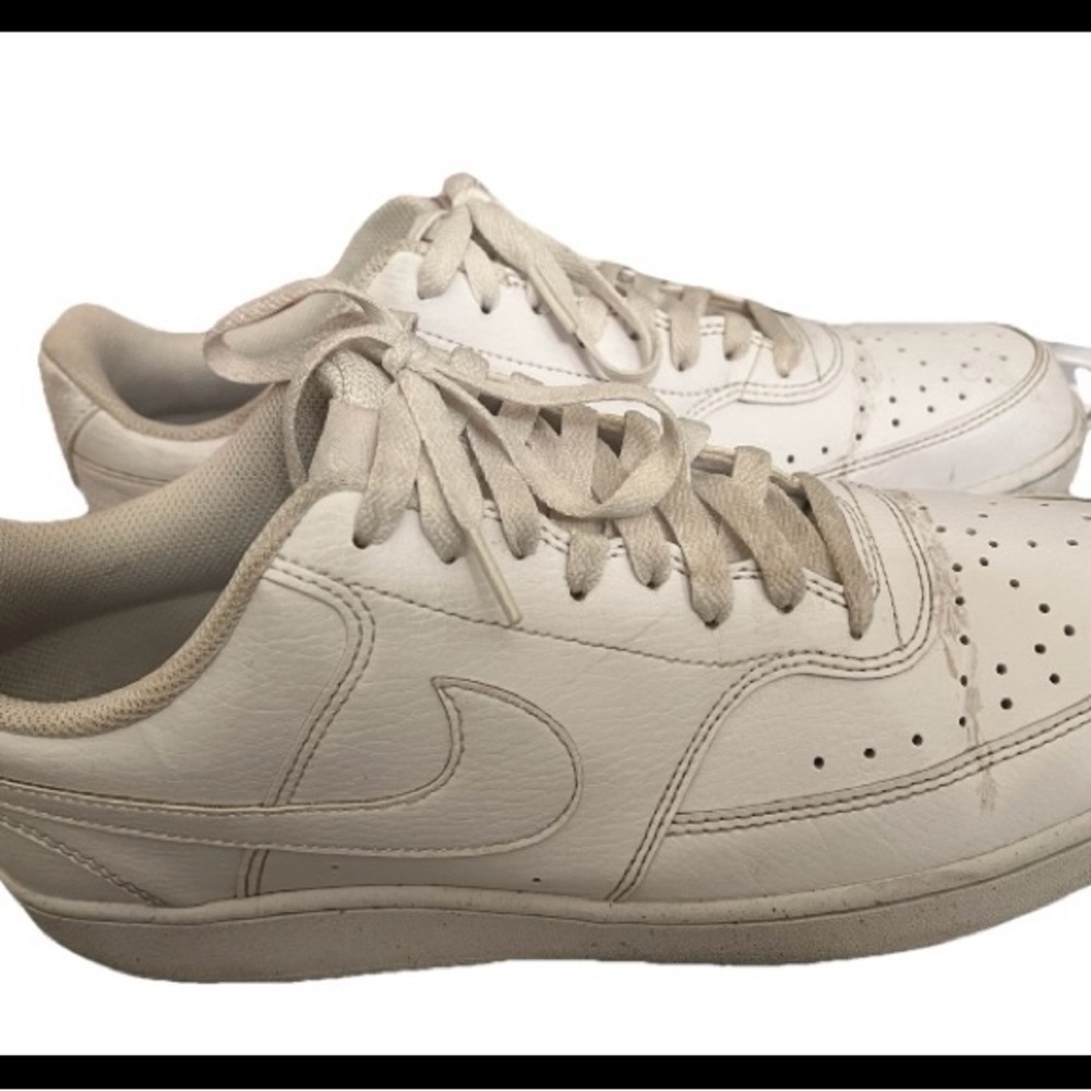 Nike Men's White Low-Top Athletic Sneakers